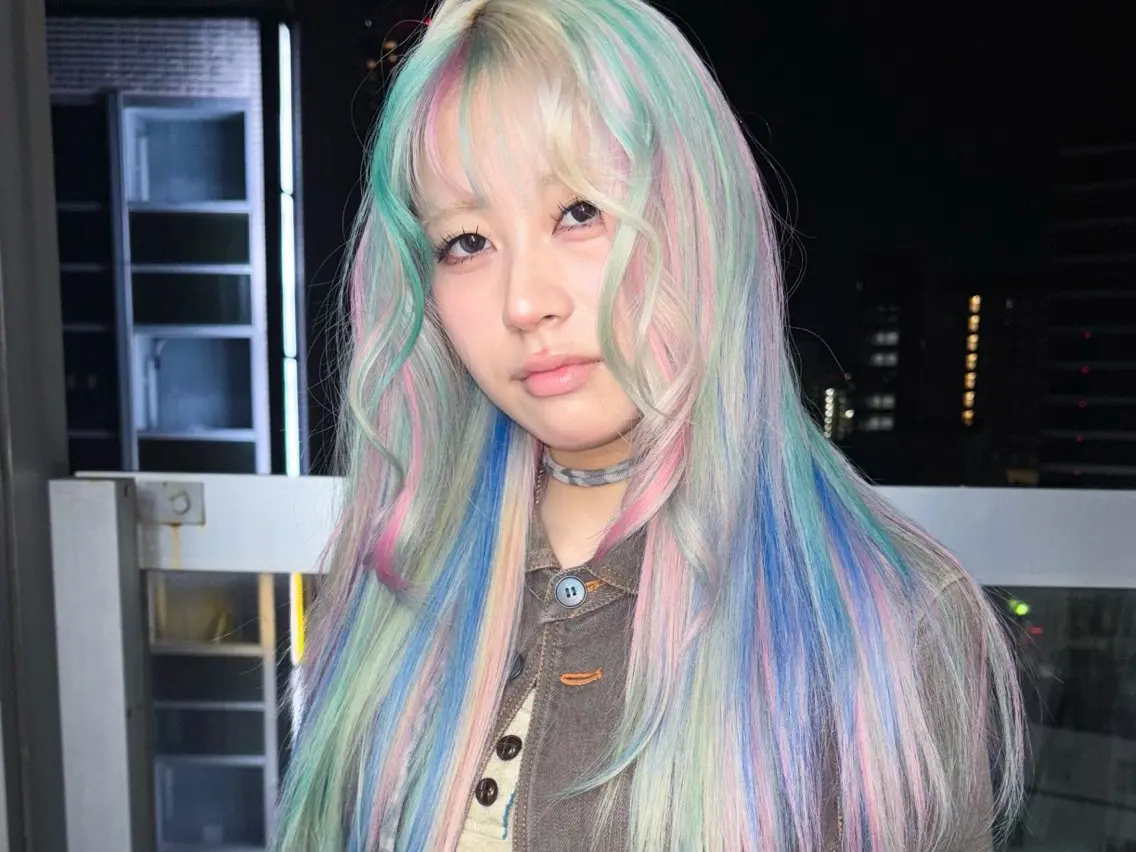 リタッチカラー＋デザインカラー(個性派もお任せください👾)通常23000❥･•14880の写真