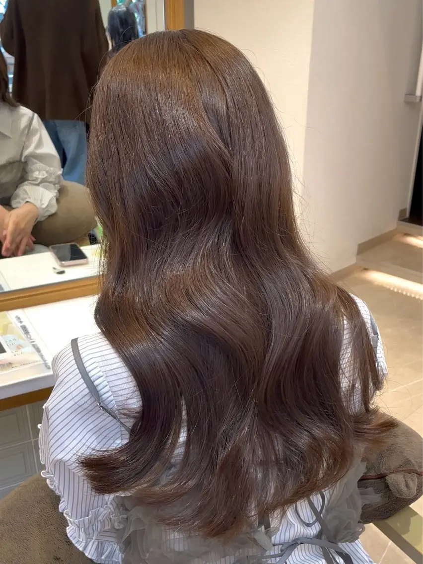 ロング カラー ベージュカラー ブリーチ ダブルカラー ブリーチなしカラー オリーブベージュ カット ヘアカラー トリートメント 髪質改善ケア/透明感 カラー伊藤 千尋のヘアスタイル