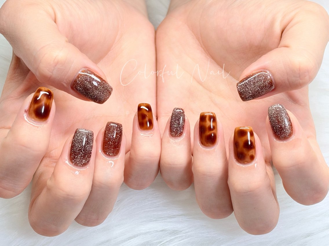 ネイル フラッシュネイル フットネイル フレンチネイル ジェルネイル ガラスフレンチ 🎀Colorful 💅Nailのネイルデザイン