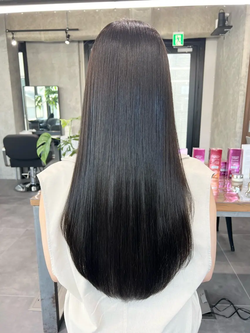 ロング カット トリートメント MEGRI 三軒茶屋【メグリ】のヘアスタイル