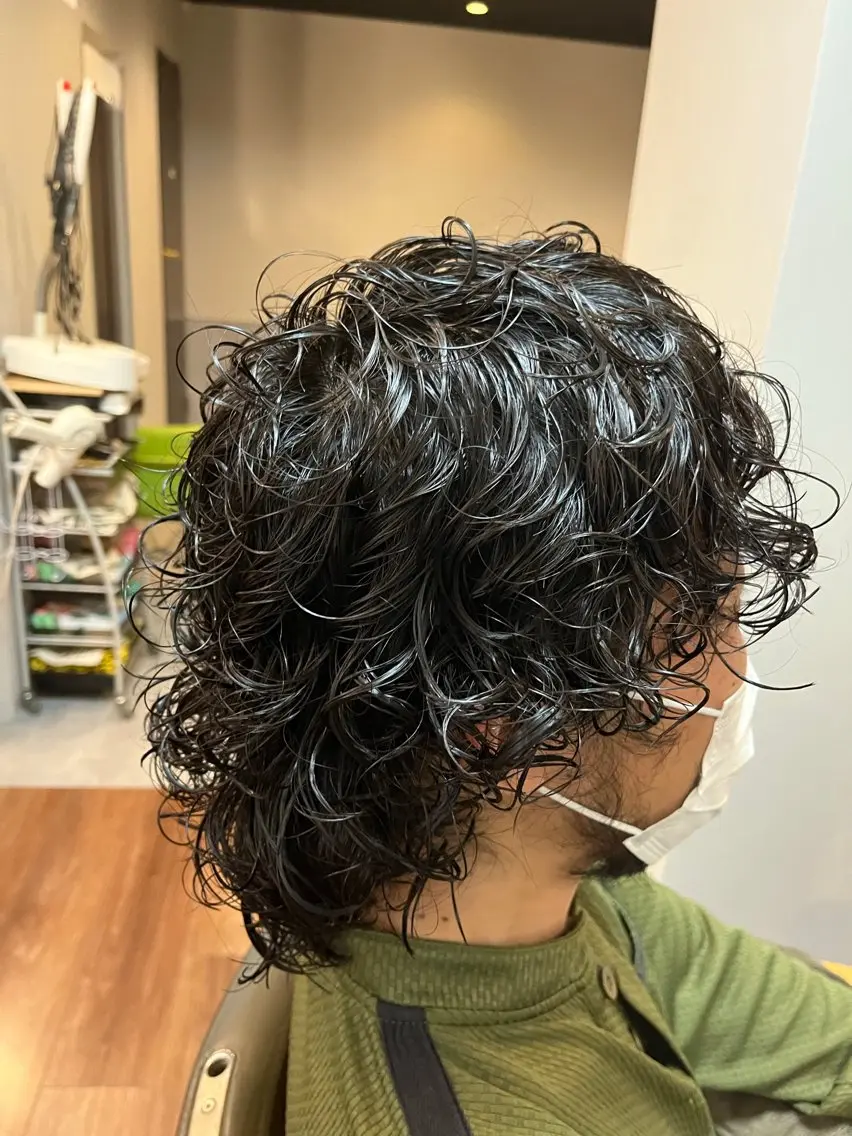 ミディアム ミディアムパーマ 渡辺 竜太のヘアスタイル