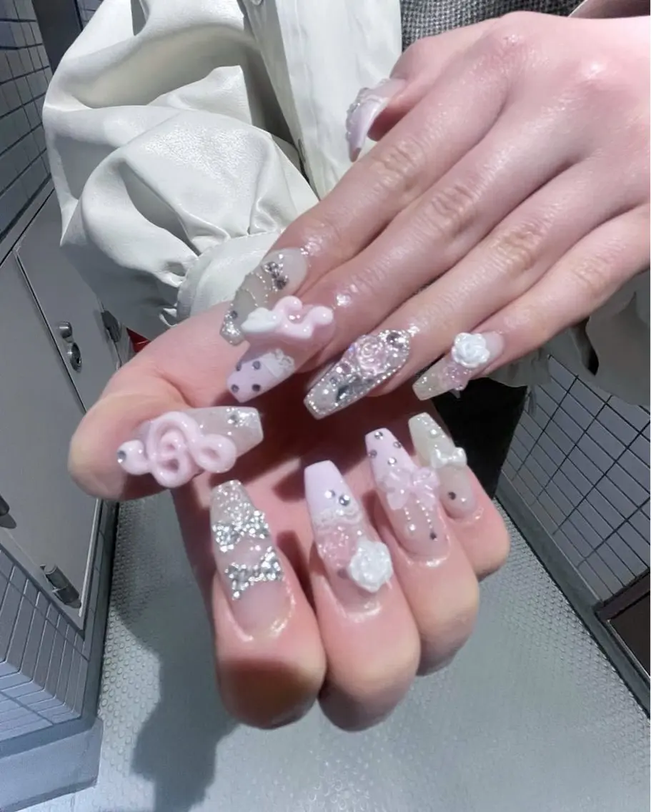 ネイル チークネイル 長さ出し フレンチネイル ジェルネイル ガーリー ハンドネイル Sora  Nail Studioのネイルデザイン