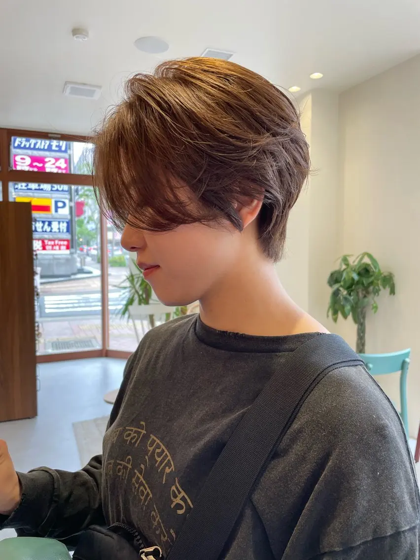 ショート 吉田 絢音のヘアスタイル