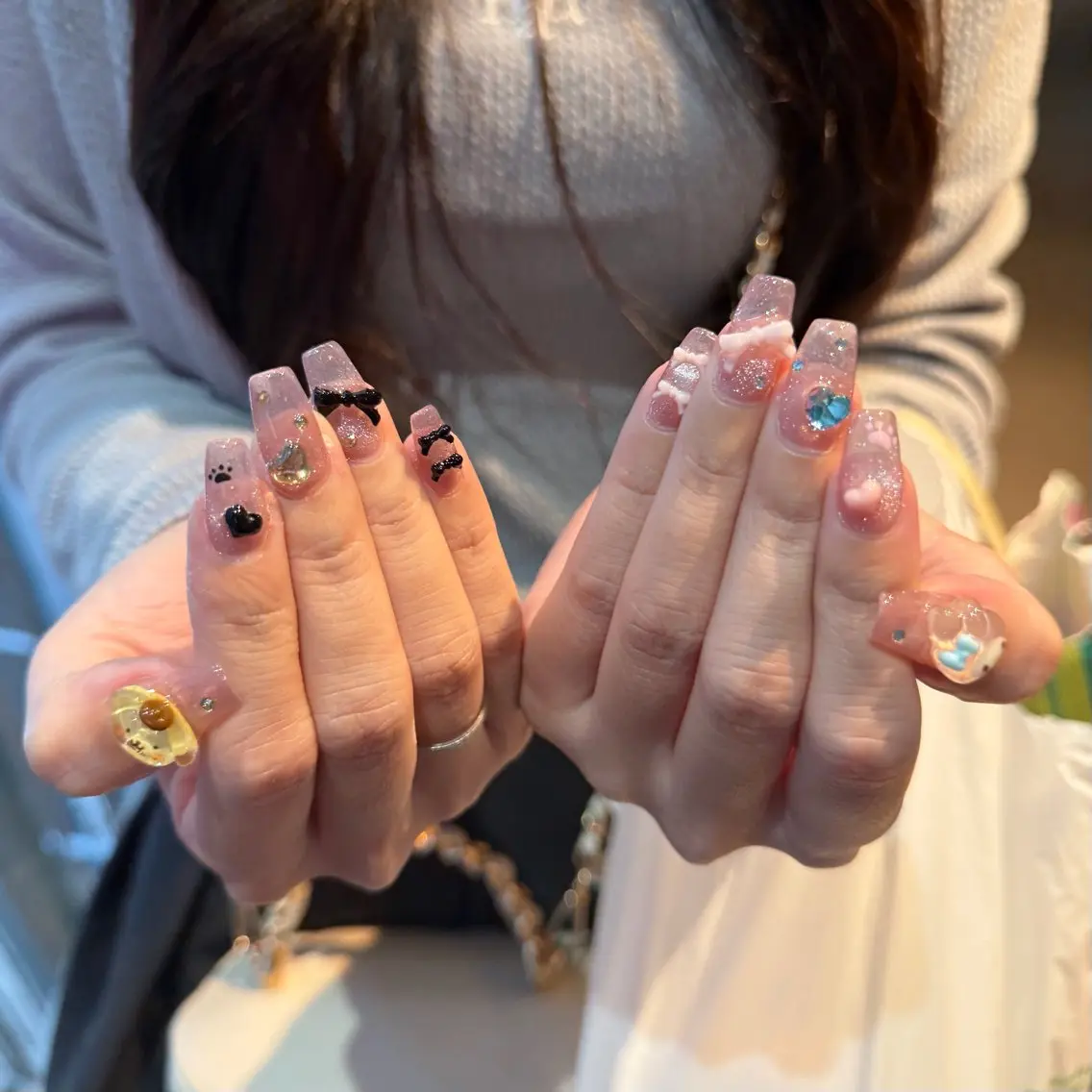ネイル ハンドネイル ☘️WOLTOKYO 池袋☘️momohaのネイルデザイン