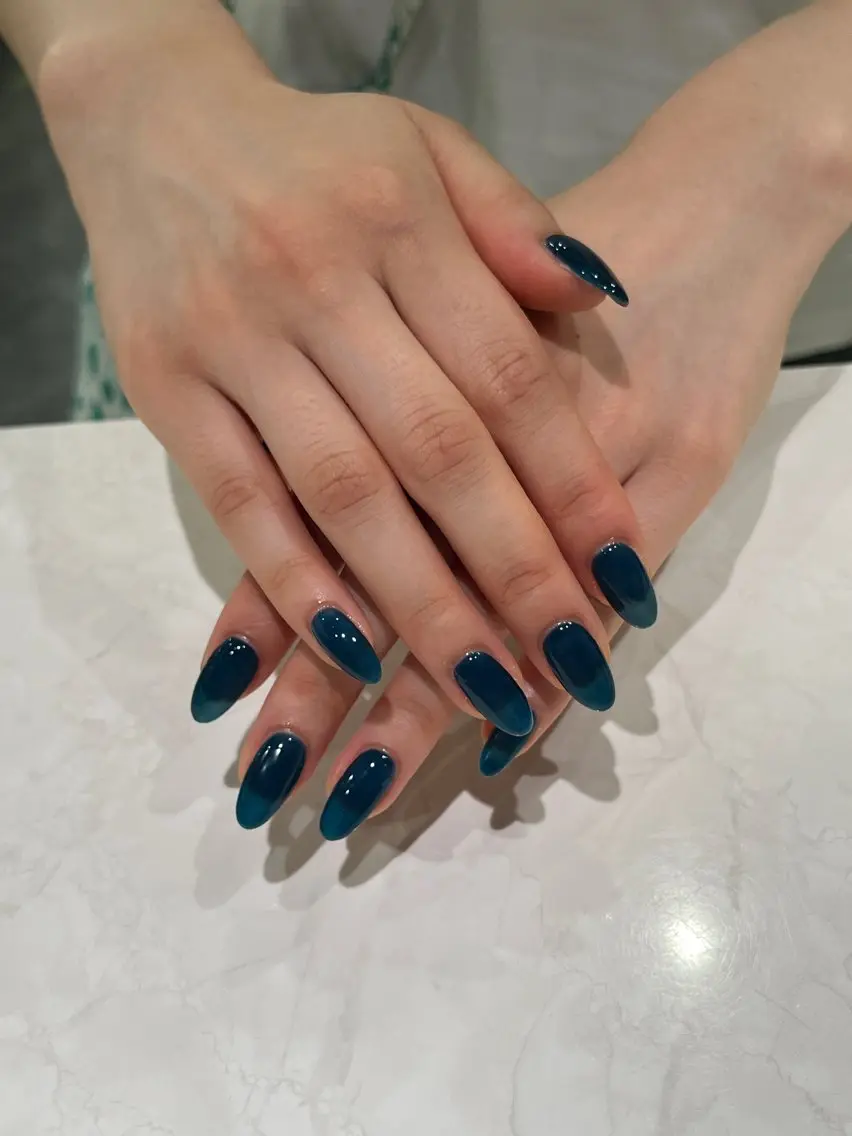 ネイル ハンドネイル C. Hinaのネイルデザイン
