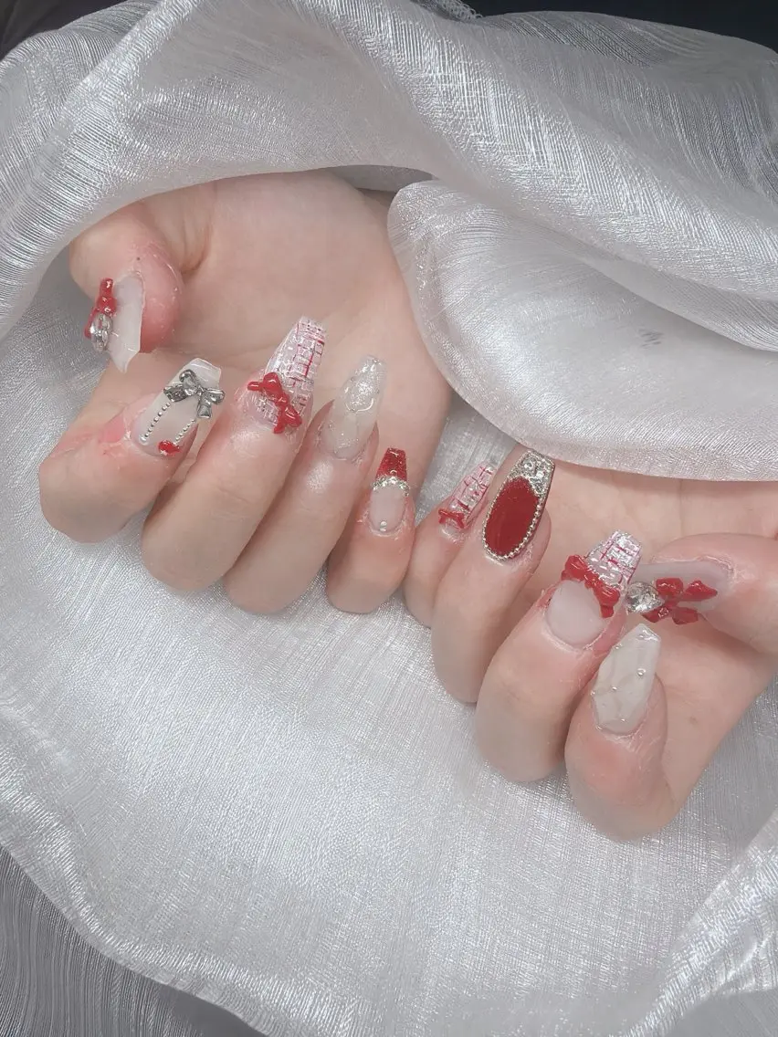 ネイル ハンドネイル Lee Nailsのネイルデザイン