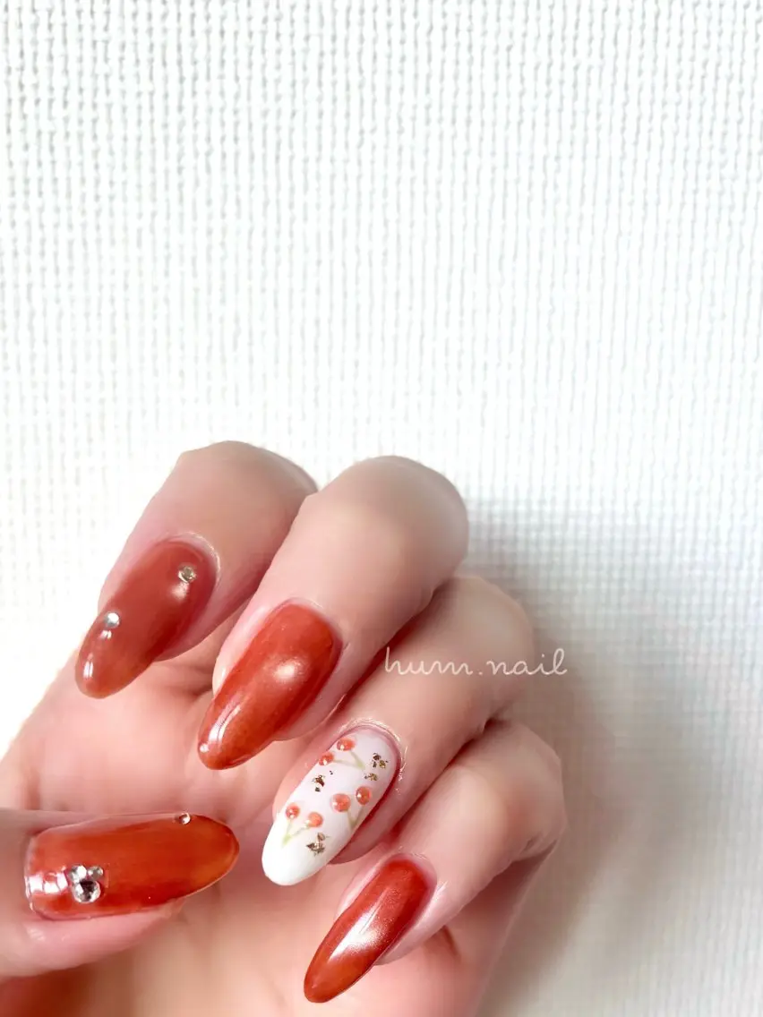 ネイル ハンドネイル Hum.nail (はむ.ねいる)のネイルデザイン