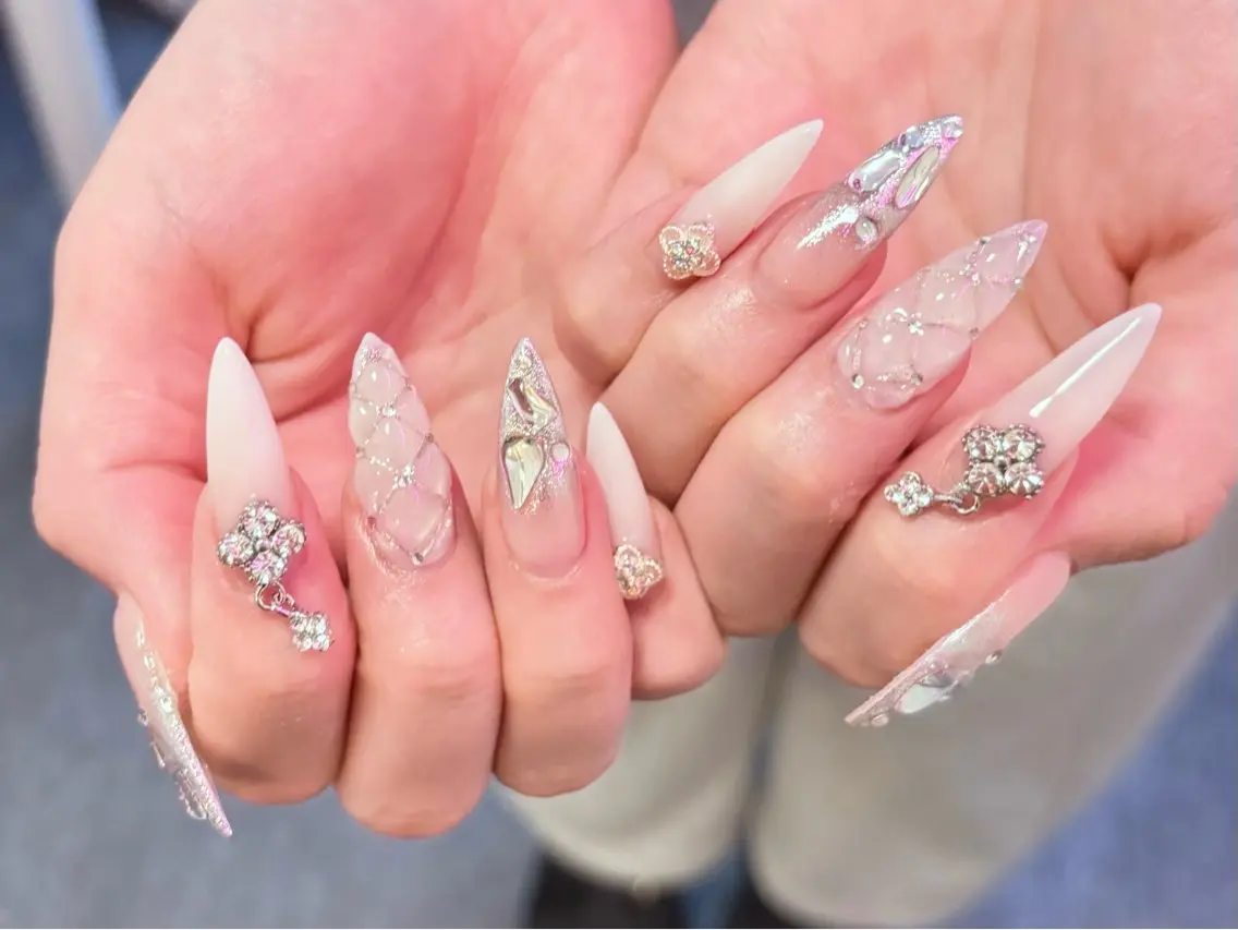 ネイル ボルドー チークネイル 長さ出し フレンチネイル ジェルネイル ハンドネイル Belle Nail Salonのネイルデザイン