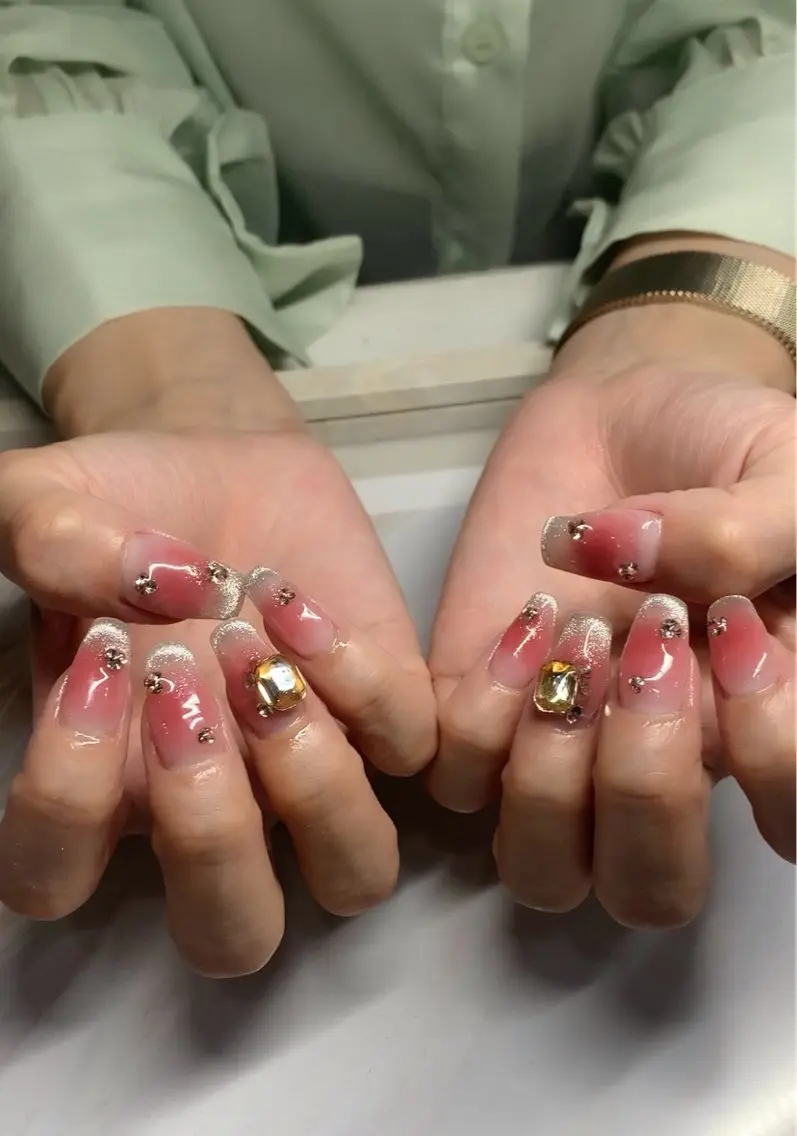ネイル フレンチネイル ジェルネイル 韓国ネイル マグネットネイル マグネットフレンチ akina nailsのネイルデザイン