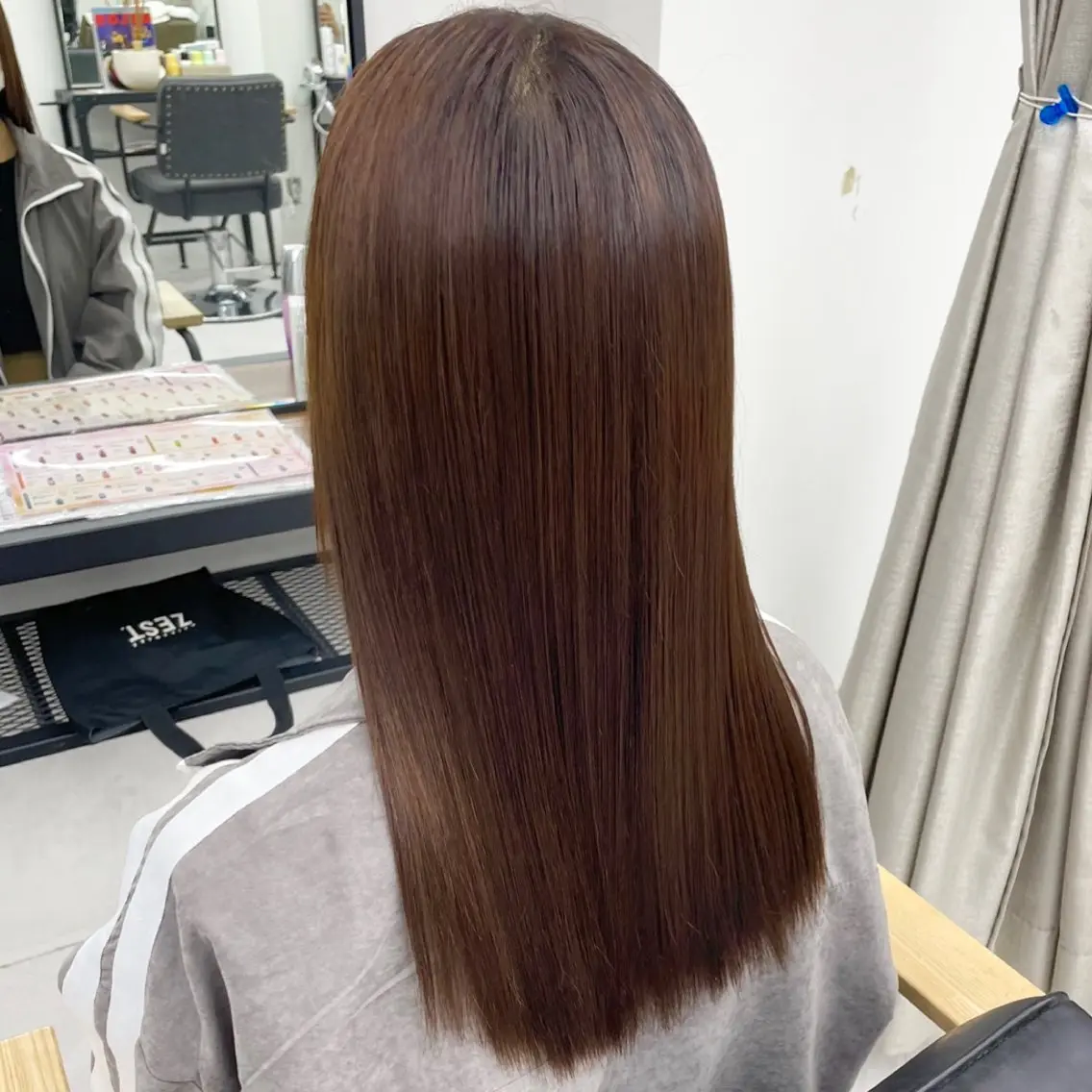ロング カラー パーマ ヘアアレンジ メンズ ブラウンカラー 透明感カラー くすみブラウン mona/ ストレートスタイル✨のヘアスタイル