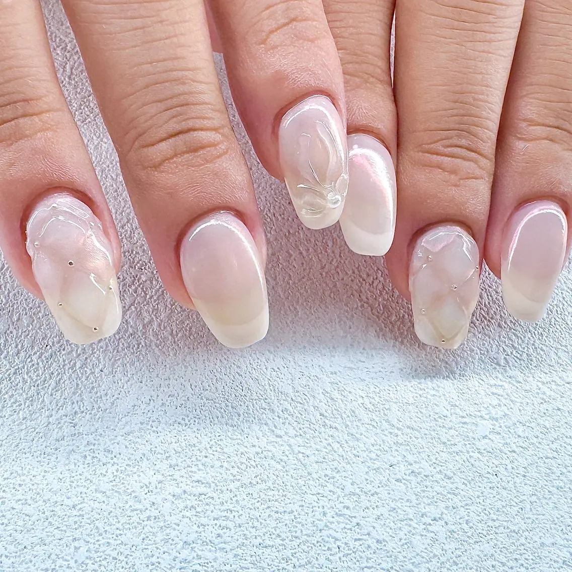 ネイル オーロラネイル クリアネイル フレンチネイル ミラーネイル オレンジ ハンドネイル pointillé .ayaのネイルデザイン
