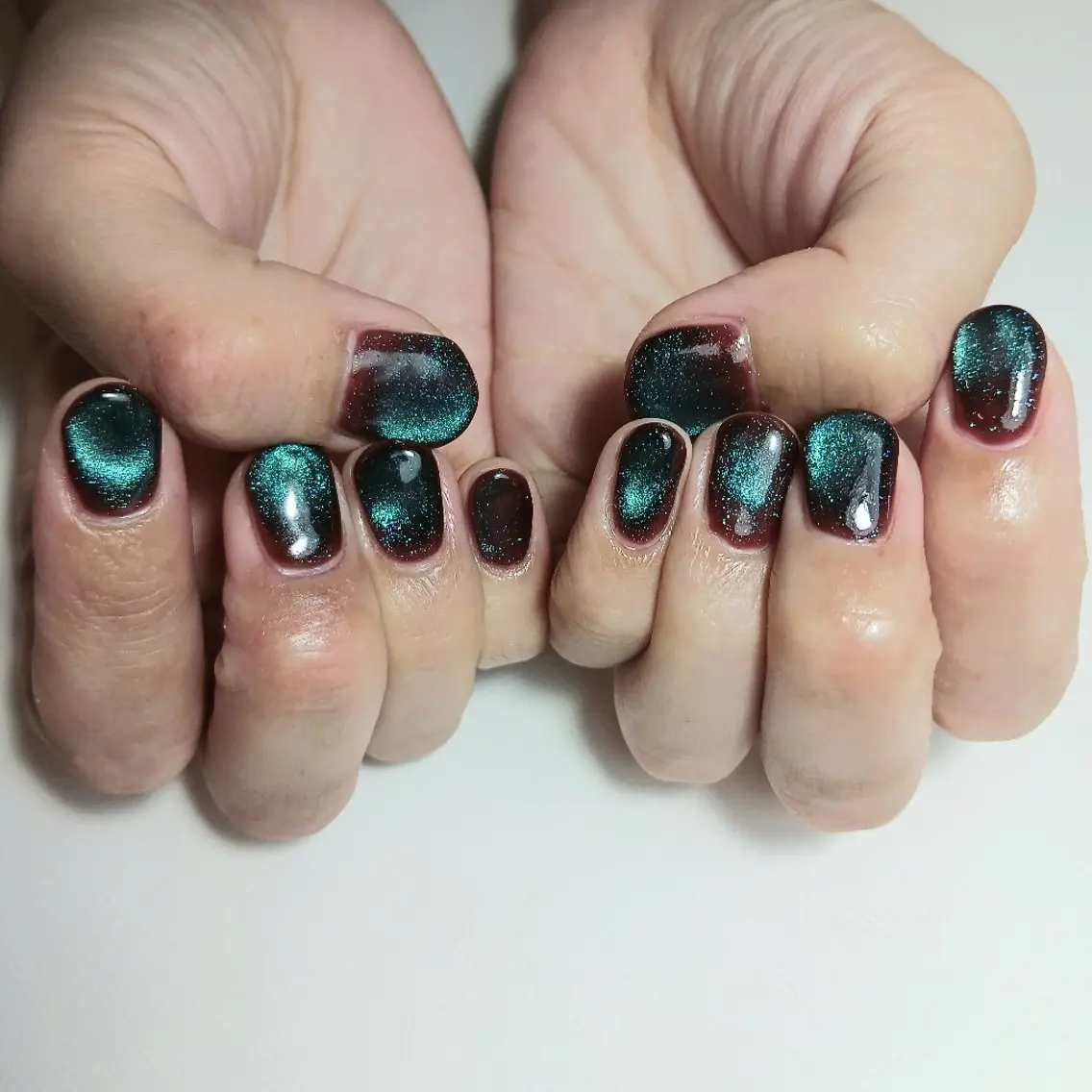 ネイル ブラウン ジェルネイル キラキラネイル マグネットネイル 持ち込み ハンドネイル owlnail /持込みデザイン専門のネイルデザイン