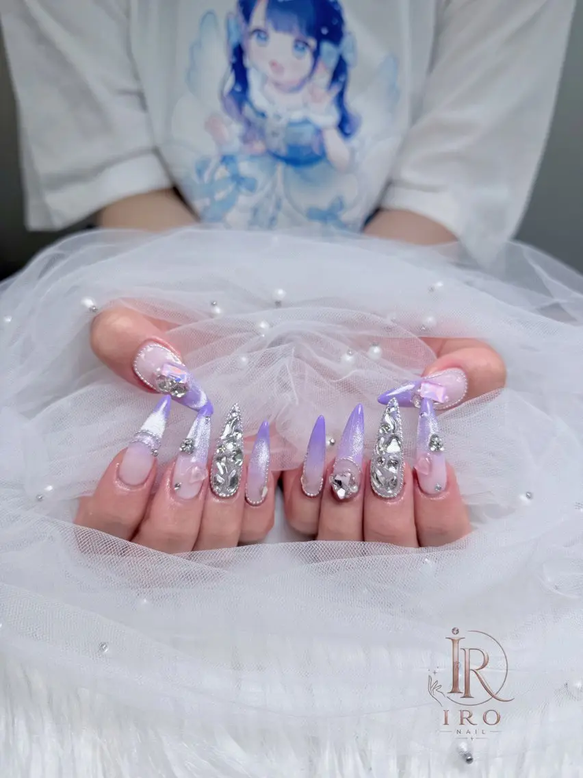 ネイル ハンドネイル IRO Nail Studioのネイルデザイン