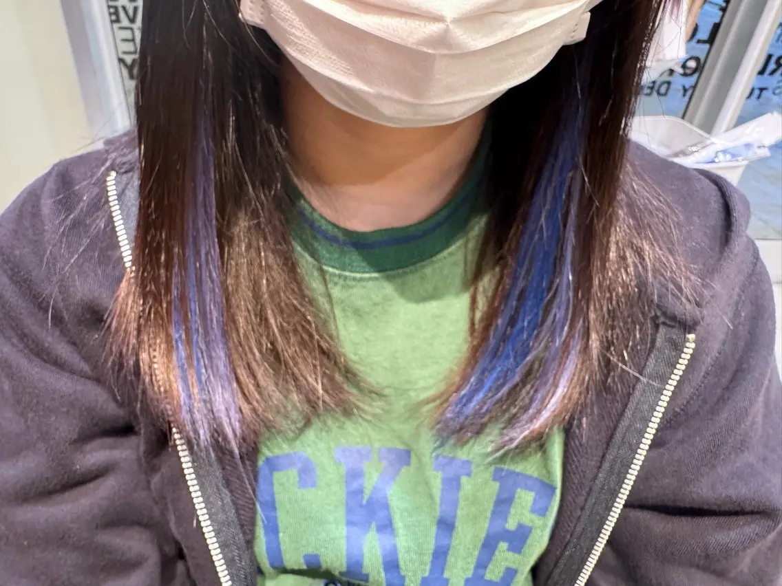 エクステでつけるイヤリングカラー6本コース💗の写真