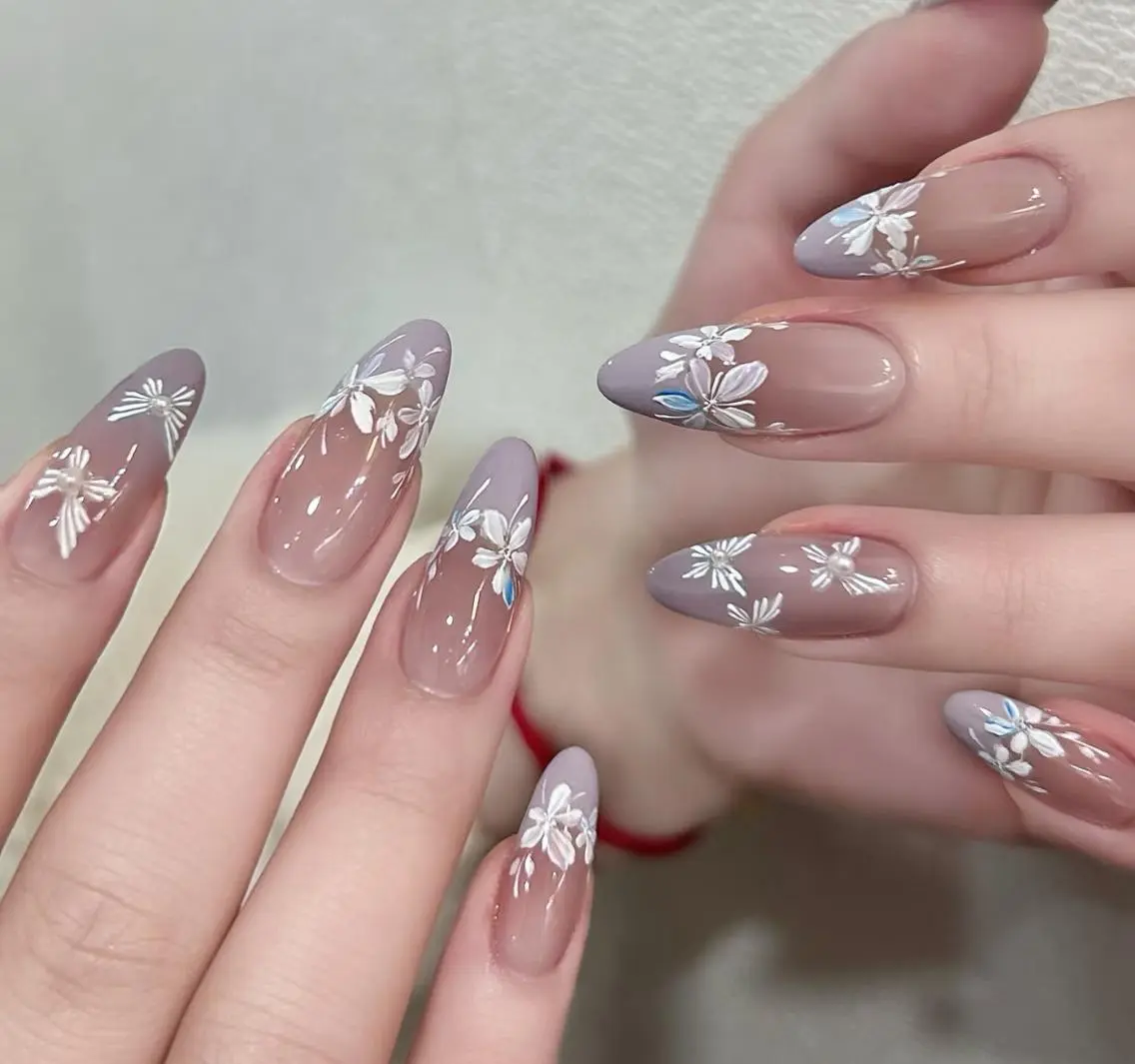 ネイル ハンドネイル 🎀 Ayaka_nailのネイルデザイン