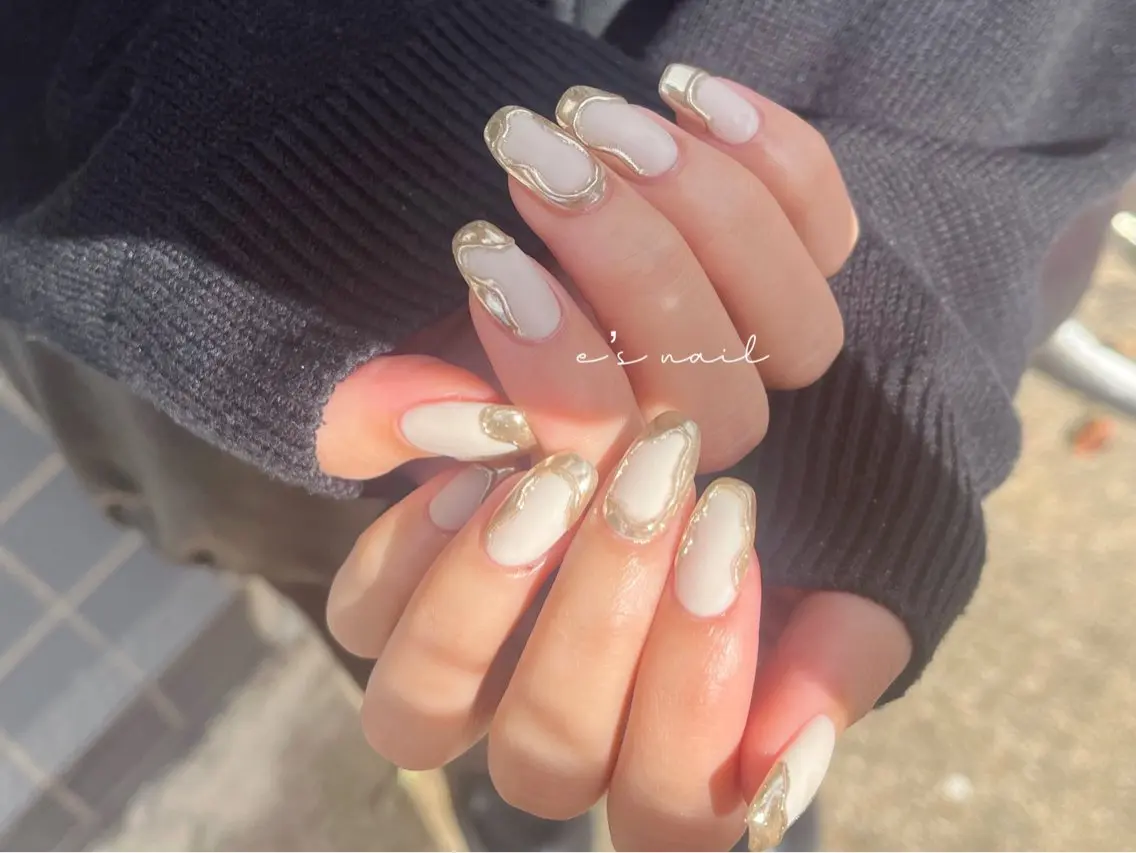 ネイル e’s nail Lumièreのネイルデザイン