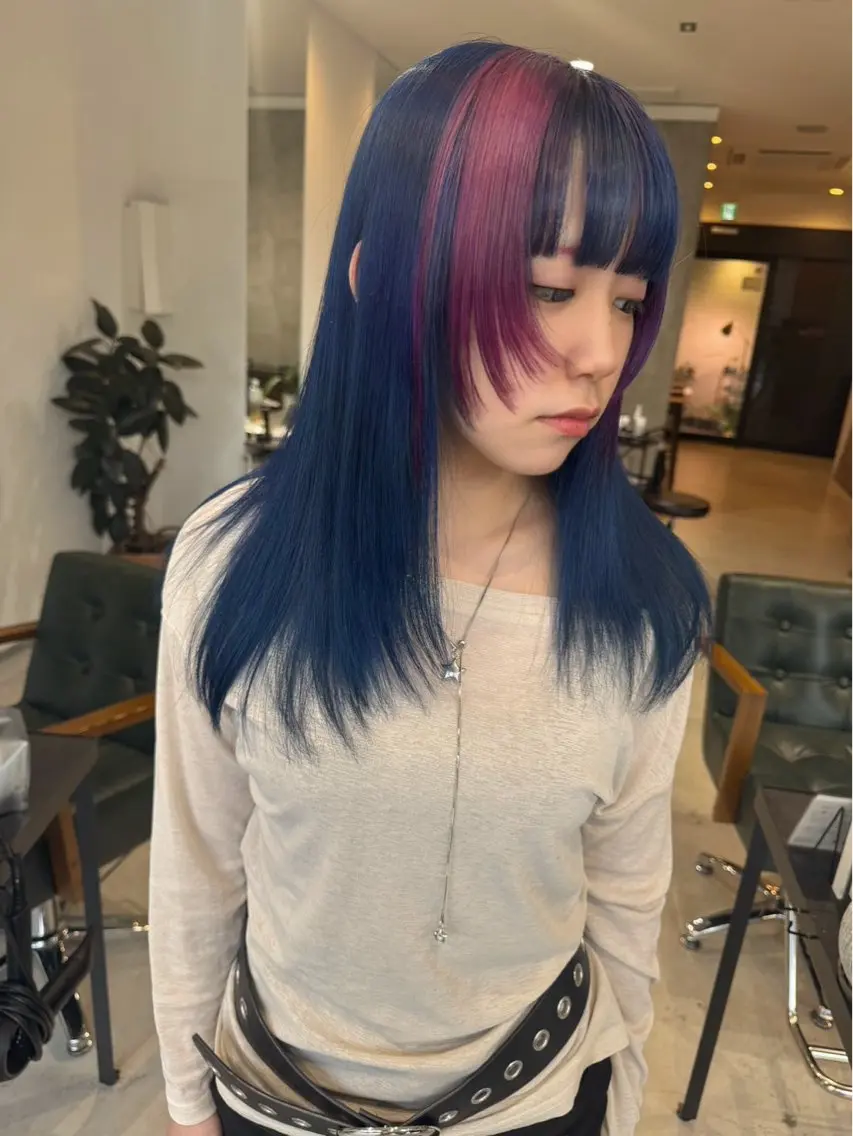 ロング カラー デザインカラー ill/ハイトーン カラー/塩崎聖奈のヘアスタイル