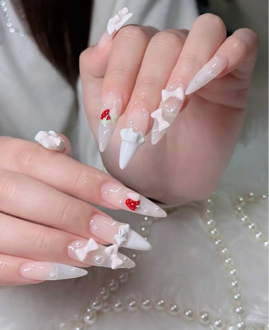 ネイル フレンチネイル ジェルネイル ハロウィン キラキラネイル 韓国ネイル H.baby Nail Salonのネイルデザイン
