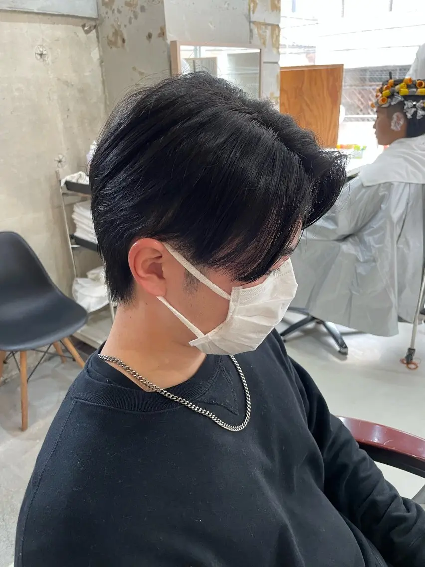 ショート メンズ センターパート PERCUT 中島快のヘアスタイル