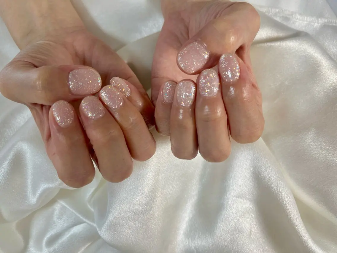 ネイル オーロラネイル フットネイル フレンチネイル ジェルネイル キラキラネイル ハンドネイル kiki nail たまプラーザのネイルデザイン