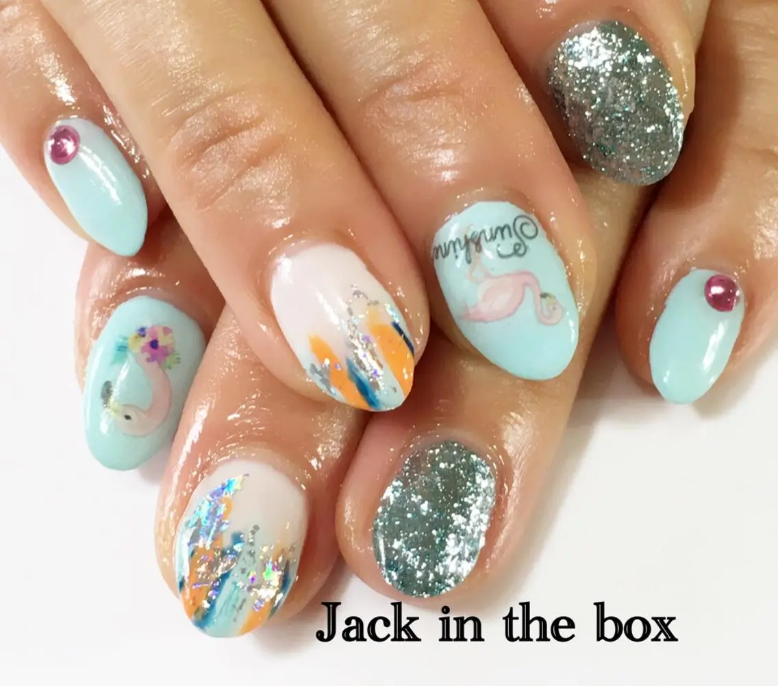 ネイル グリーン ラメ(グリッター) Jack in the boxのネイルデザイン