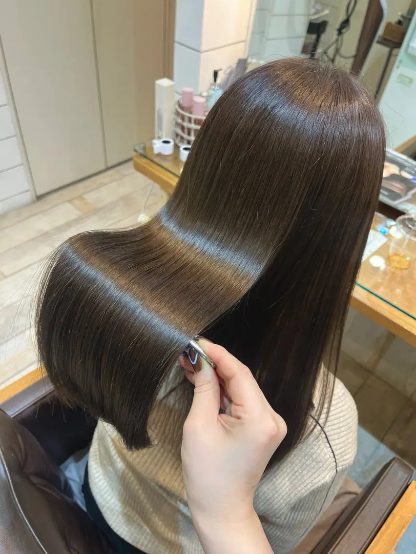 カラー Miwa🦋渋谷/ 透明感カラー/セットのヘアスタイル