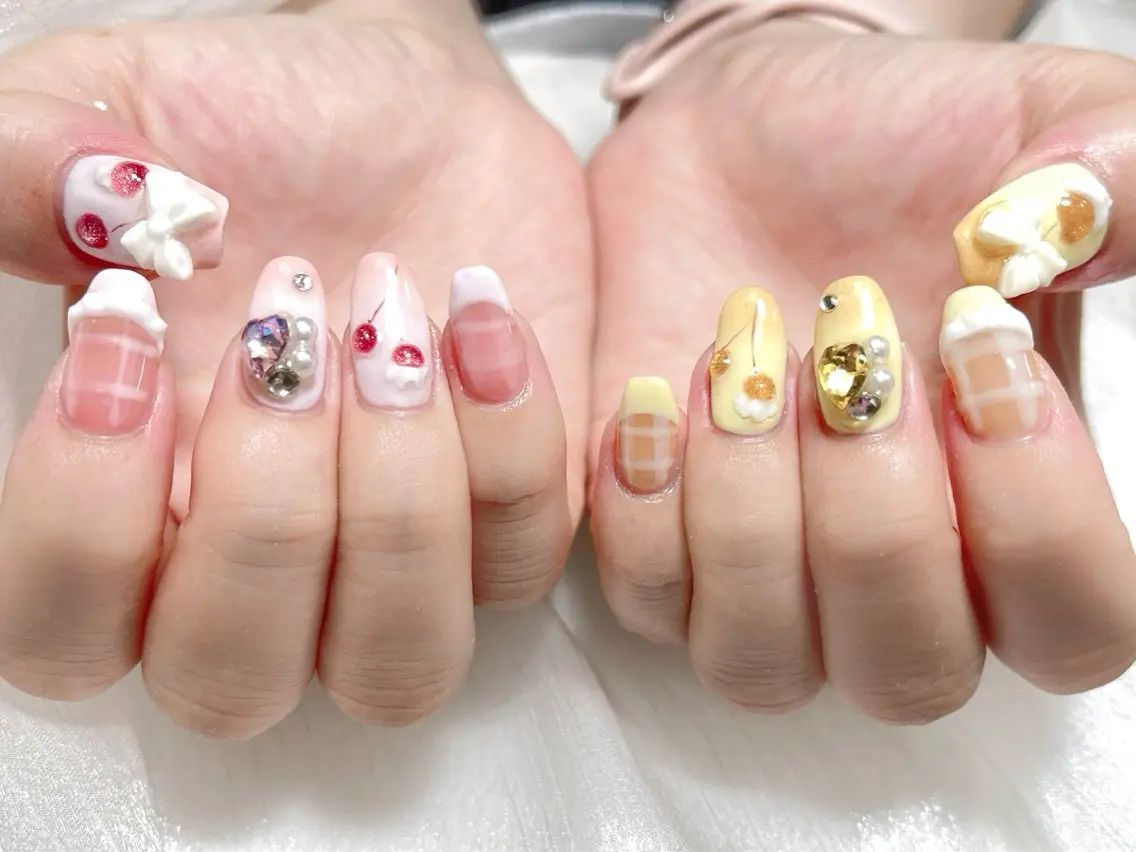 ネイル 🎀ネイルサロン エクラYUI🎀のネイルデザイン