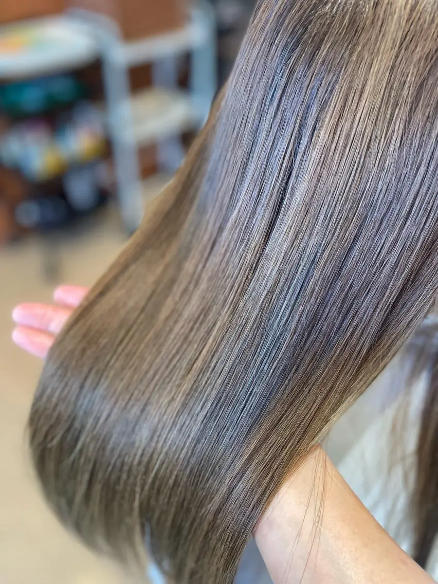 ロング 仙石 愛のヘアスタイル