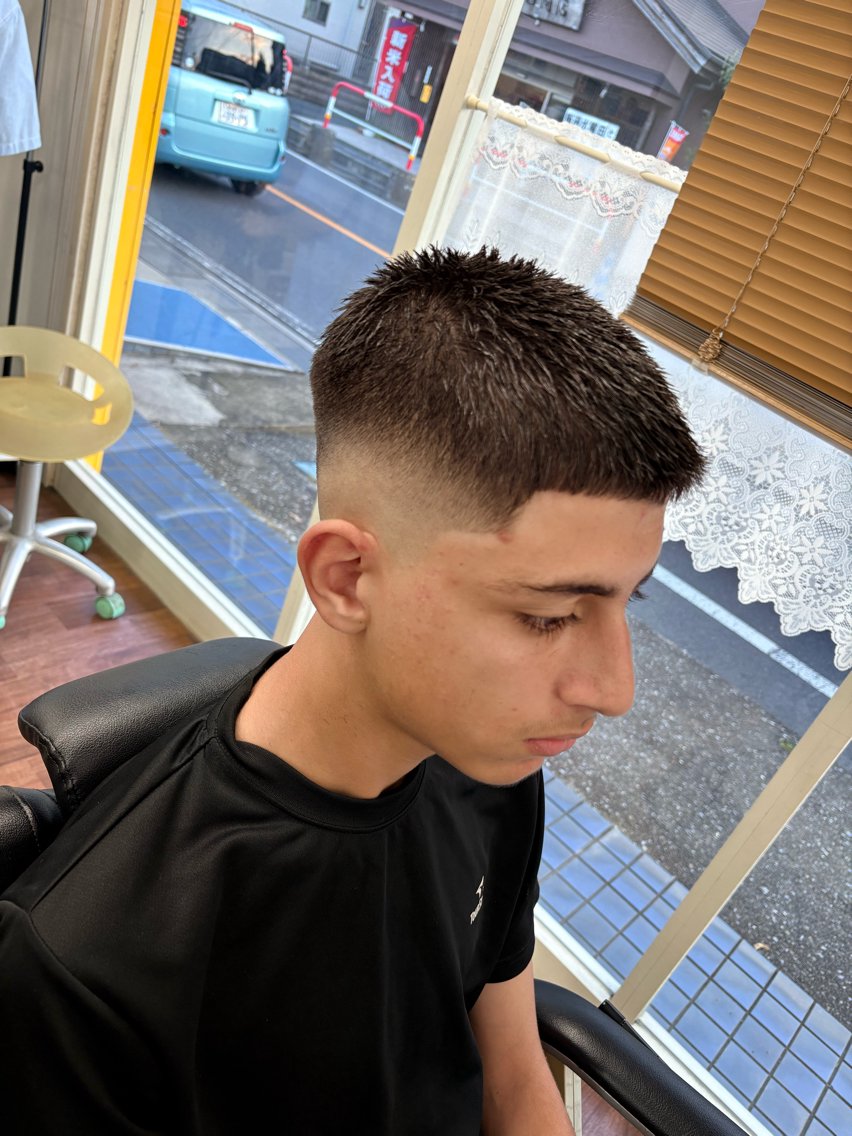ショート カット 町田 尚樹のヘアスタイル