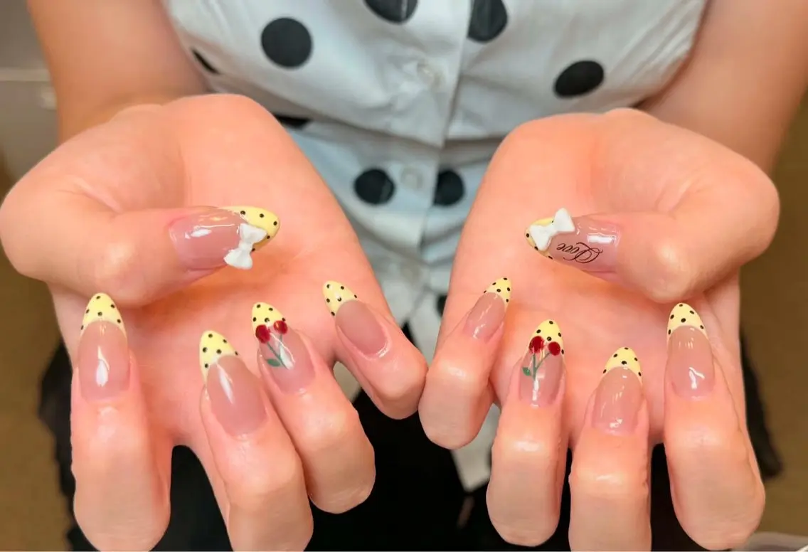 ネイル チークネイル 長さ出し フレンチネイル ジェルネイル グラデーション ハンドネイル RIBON nail 高田馬場のネイルデザイン