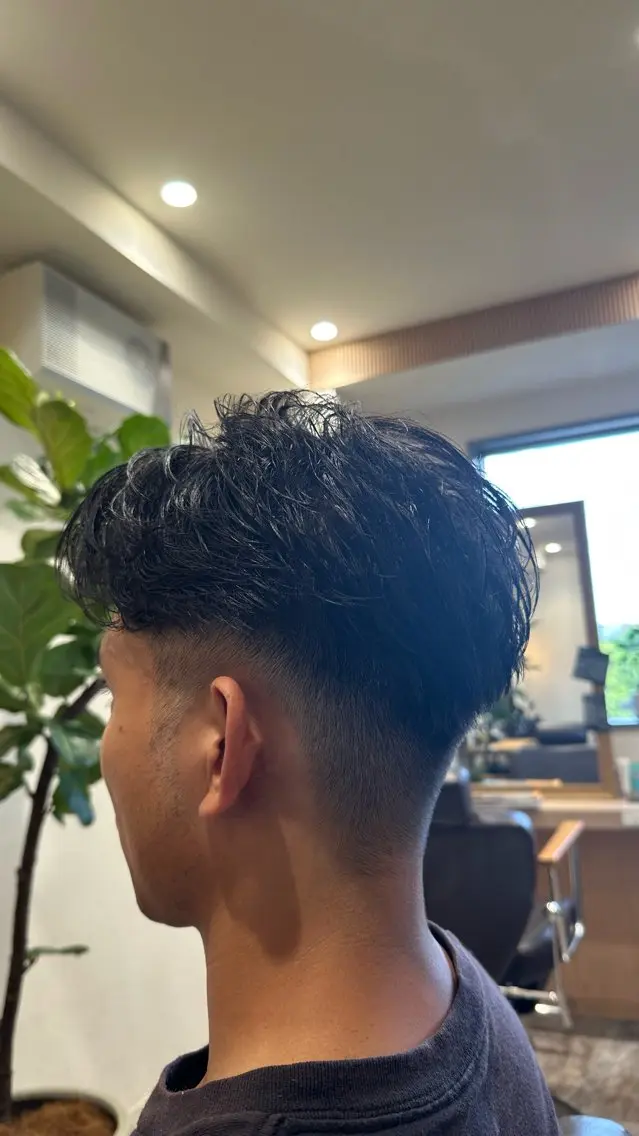 ショート パーマ メンズ 【メンズパーマ】比嘉 啓人のヘアスタイル