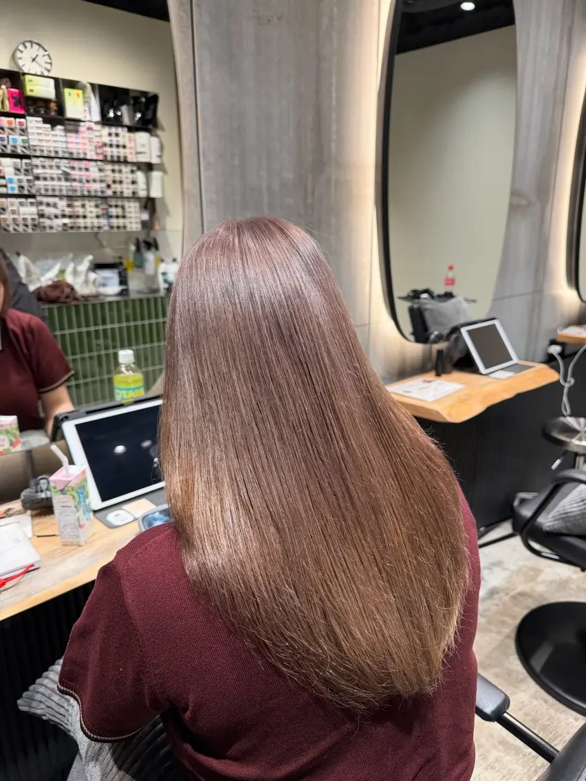 カラー ヘアカラー 加賀美 幸乃のヘアスタイル