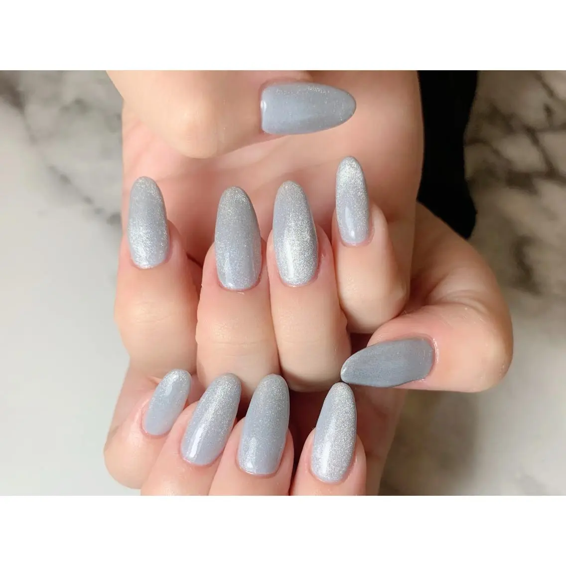 ネイル マグネットネイル nailsalon maluriのネイルデザイン