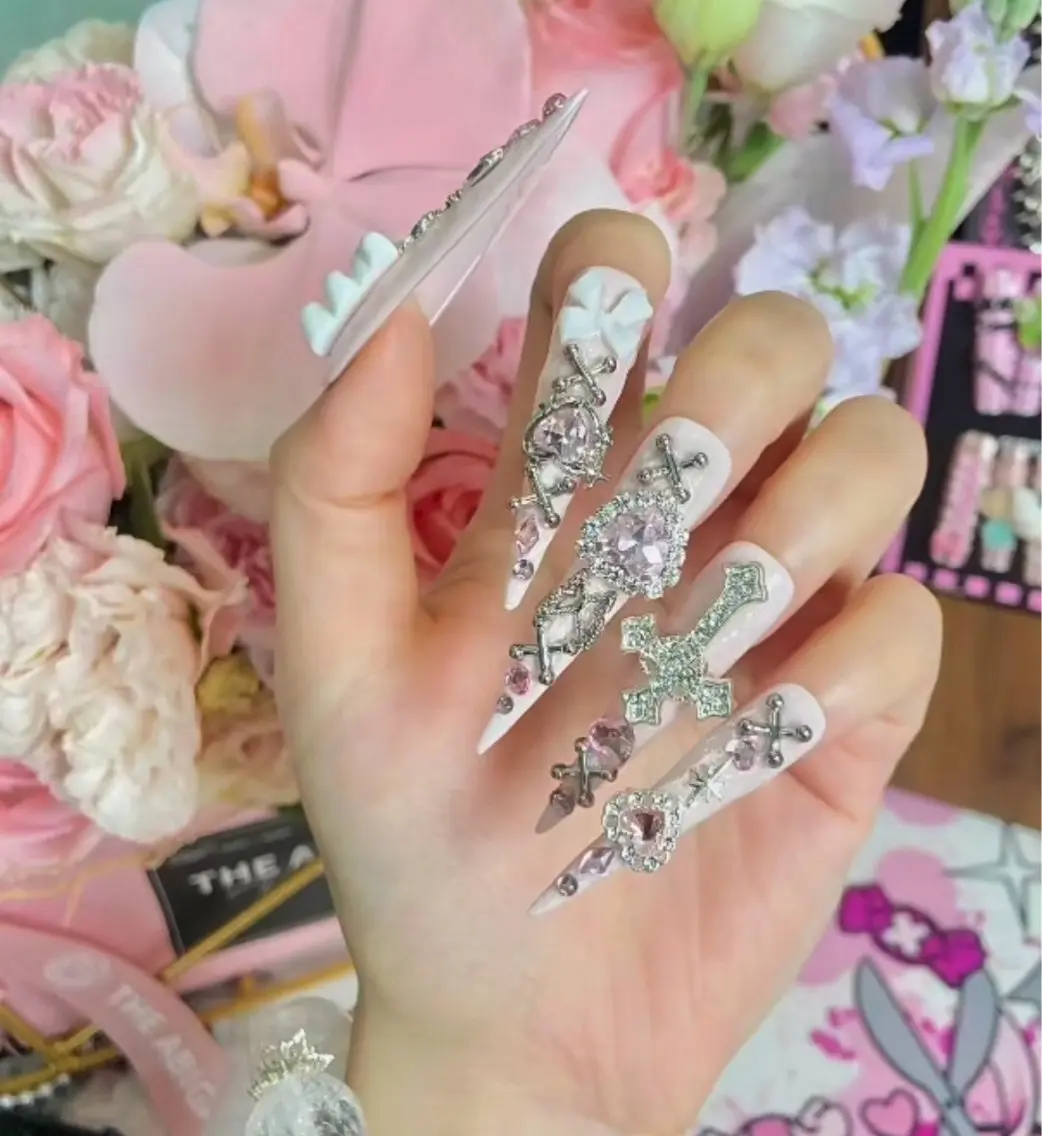 ネイル フレンチネイル ジェルネイル ハロウィン キラキラネイル 韓国ネイル ハンドネイル H.baby Nail Salonのネイルデザイン