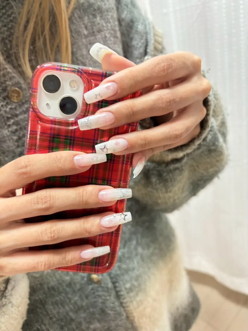 ネイル フレンチネイル グラデーション キラキラネイル 韓国ネイル マグネットネイル 🎀🎀YooLi Nail Salonのネイルデザイン
