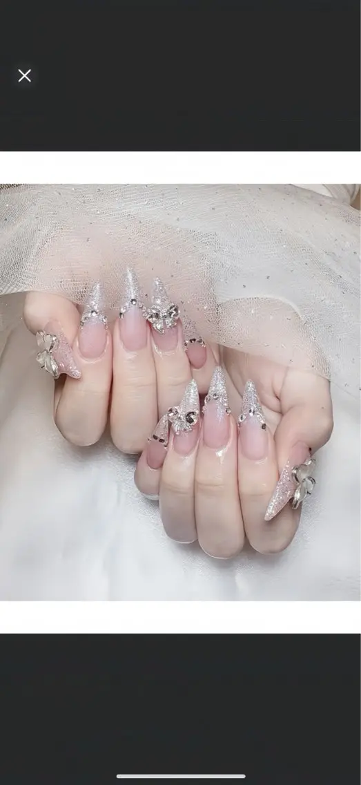 ネイル オーロラネイル チークネイル 桜ネイル クリアネイル ドット ハンドネイル Rin Nail 新大久保店のネイルデザイン