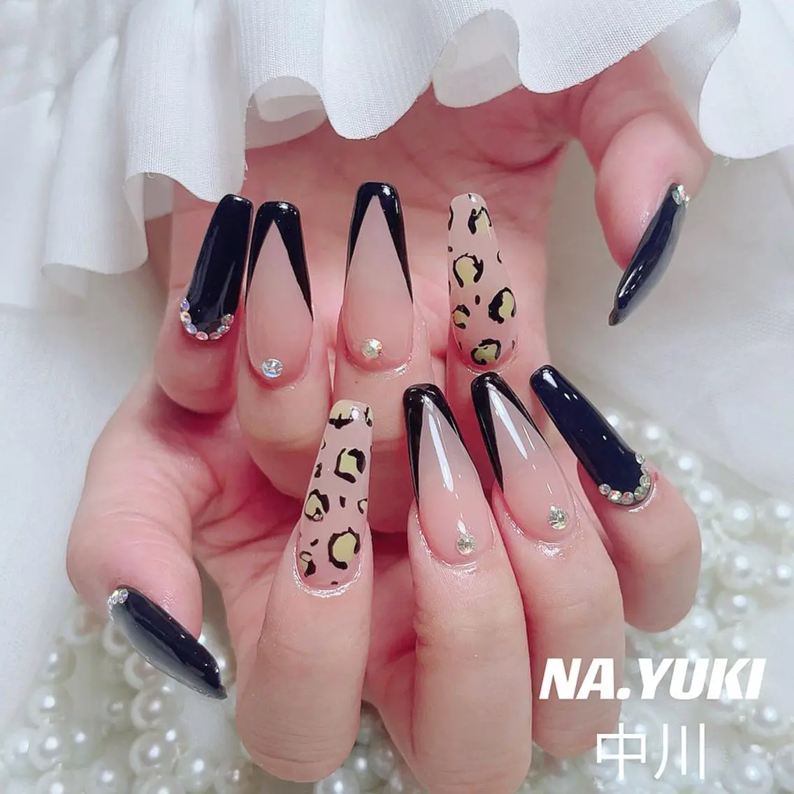 ネイル 🦋 Queenieのネイルデザイン
