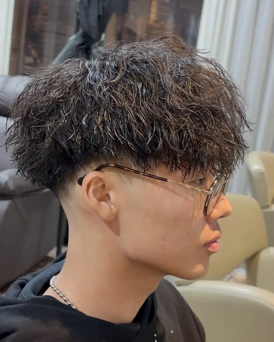 パーマ メンズ メンズパーマ メンズ特化型美容師・ タカハシ ヒロヤのヘアスタイル
