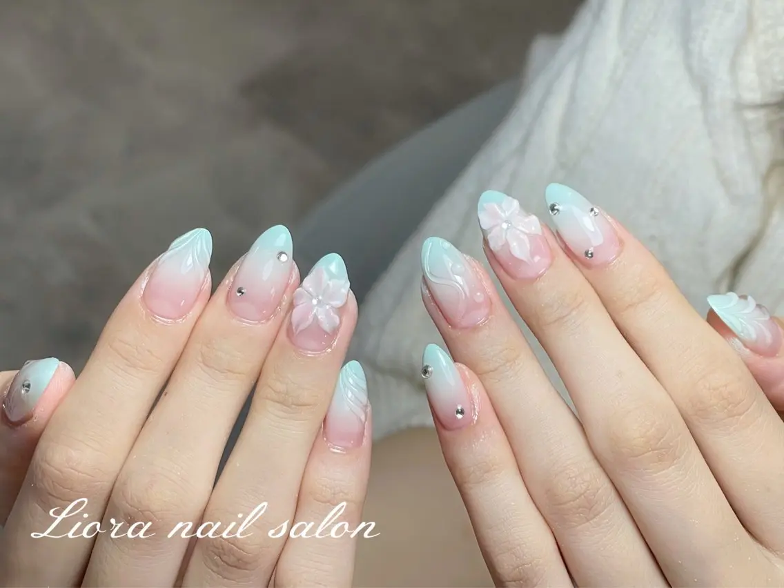 ネイル チークネイル フットネイル フレンチネイル ジェルネイル ガーリー ハンドネイル Liora  ネイル スカルプ専門店のネイルデザイン