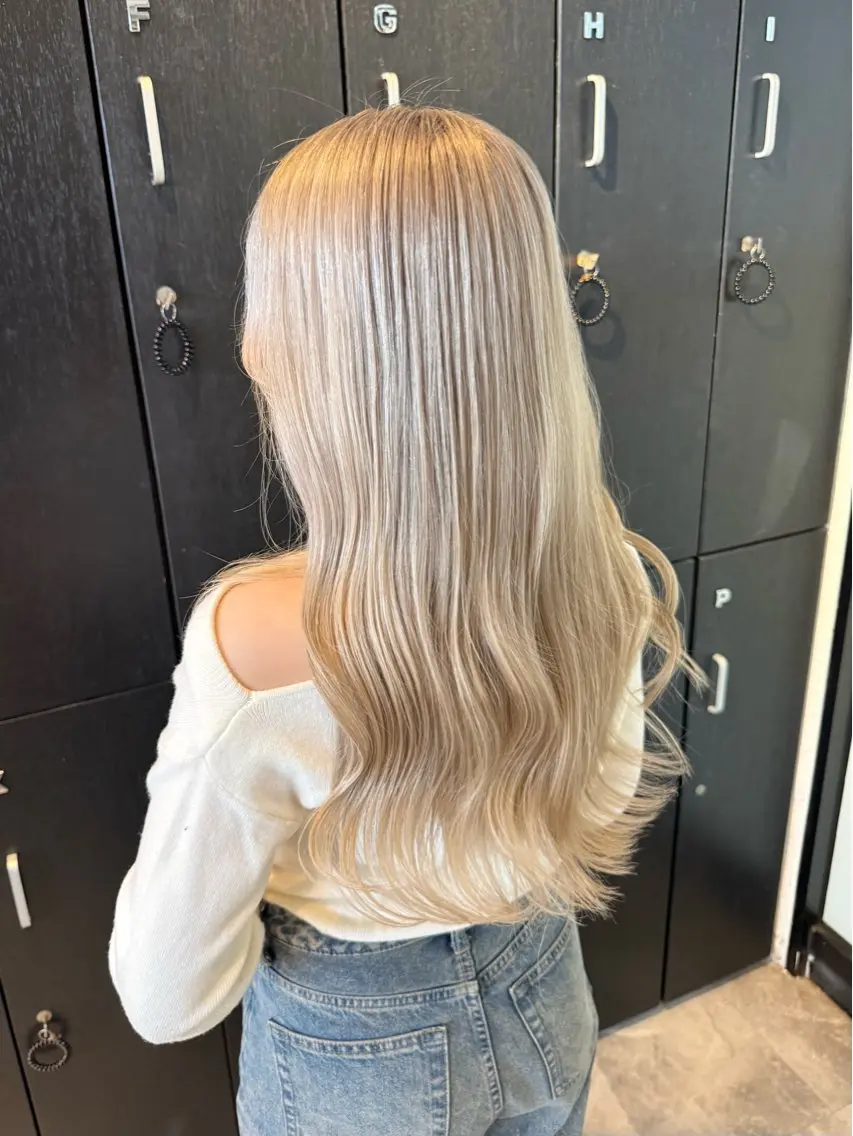 ロング カラー カット ヘアカラー 水戸/ブリーチカラー ♠️♠️會澤遼真のヘアスタイル