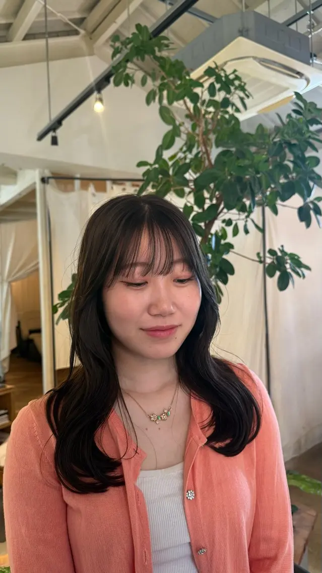 セミロング カラー 透明感カラー カット ヘアカラー トリートメント 暖色カラー/髪質改善 /レイヤーカット/翠のヘアスタイル