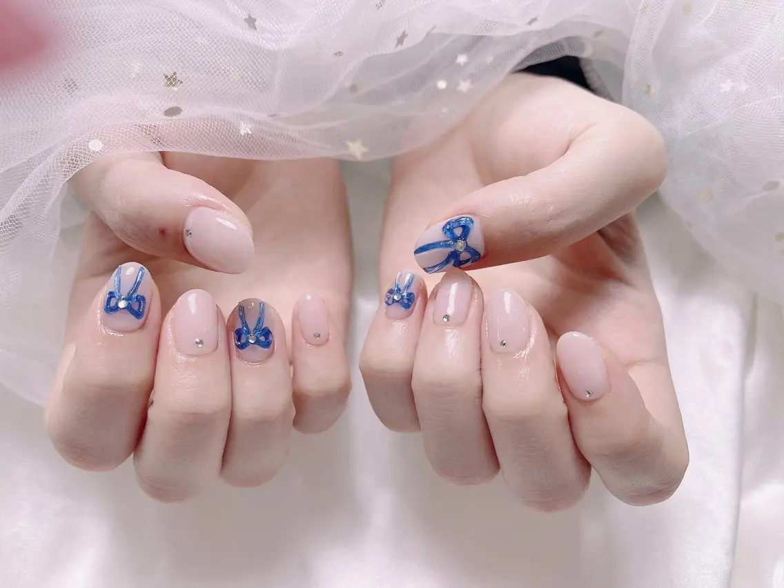 ネイル リボン ジョリ kasumi🌹💅のネイルデザイン