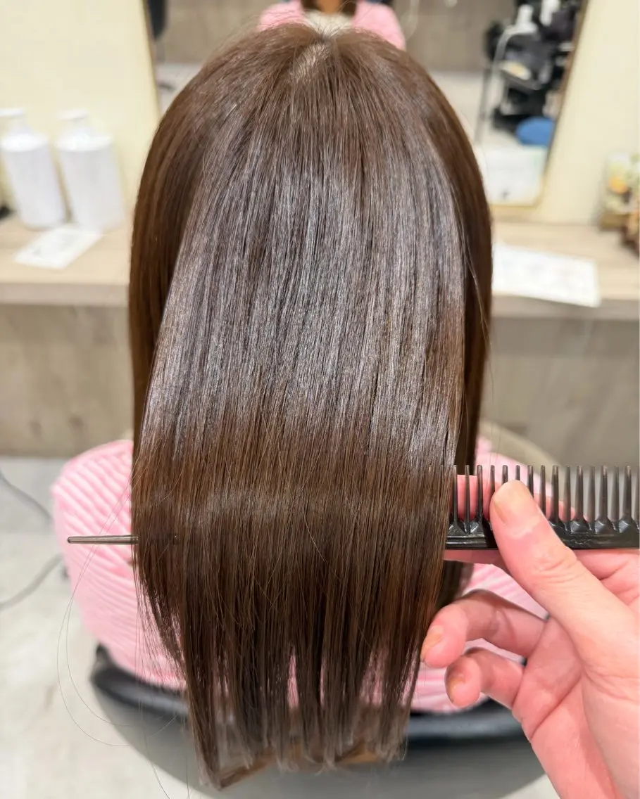 セミロング カラー 髪質改善 トリートメント カット ヘアカラー トリートメント 長沖彩加/勝田台/ 髪質改善/艶髪カラーのヘアスタイル