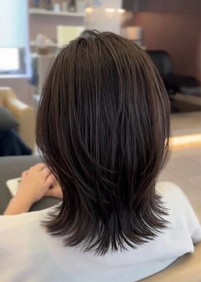 ミディアム カラー suzuno／ Ributeのヘアスタイル