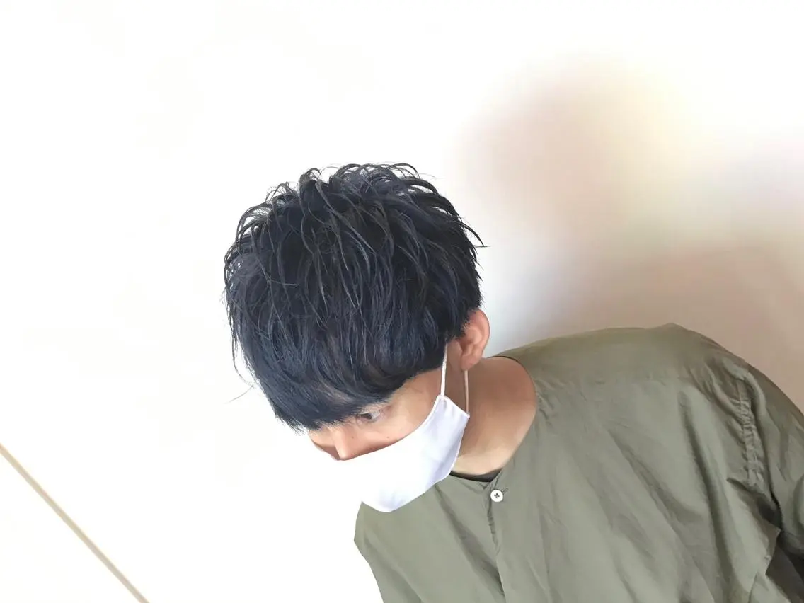 ショート カラー メンズ ブルーカラー ネイビーカラー 韓国風特化 池田一之のヘアスタイル
