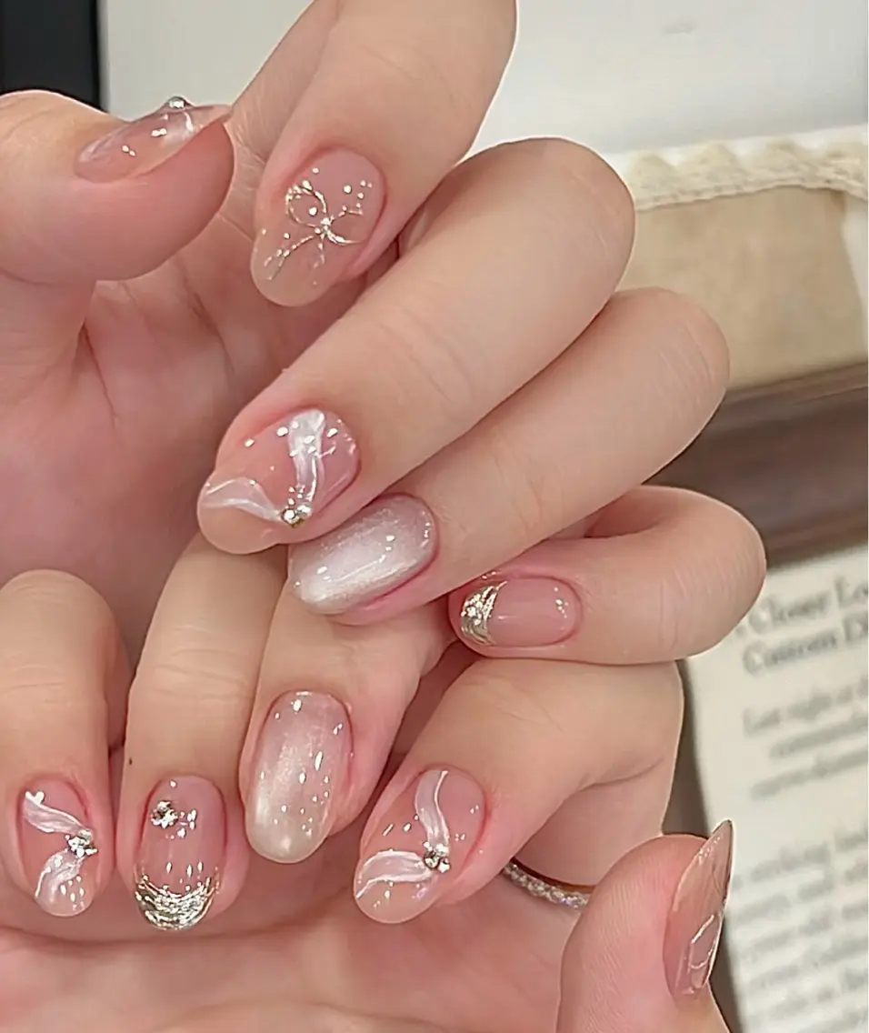 ネイル ハート 韓国ネイル オフィスネイル ワンカラーネイル シンプルネイル ハンドネイル Lynn_ Nailのネイルデザイン