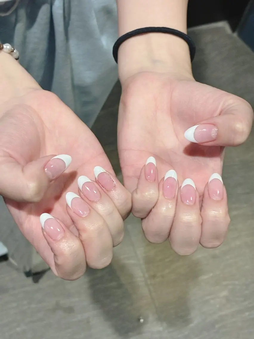 ネイル フレンチネイル ハンドネイル kitty池袋店 Jrネイリストなゆのネイルデザイン