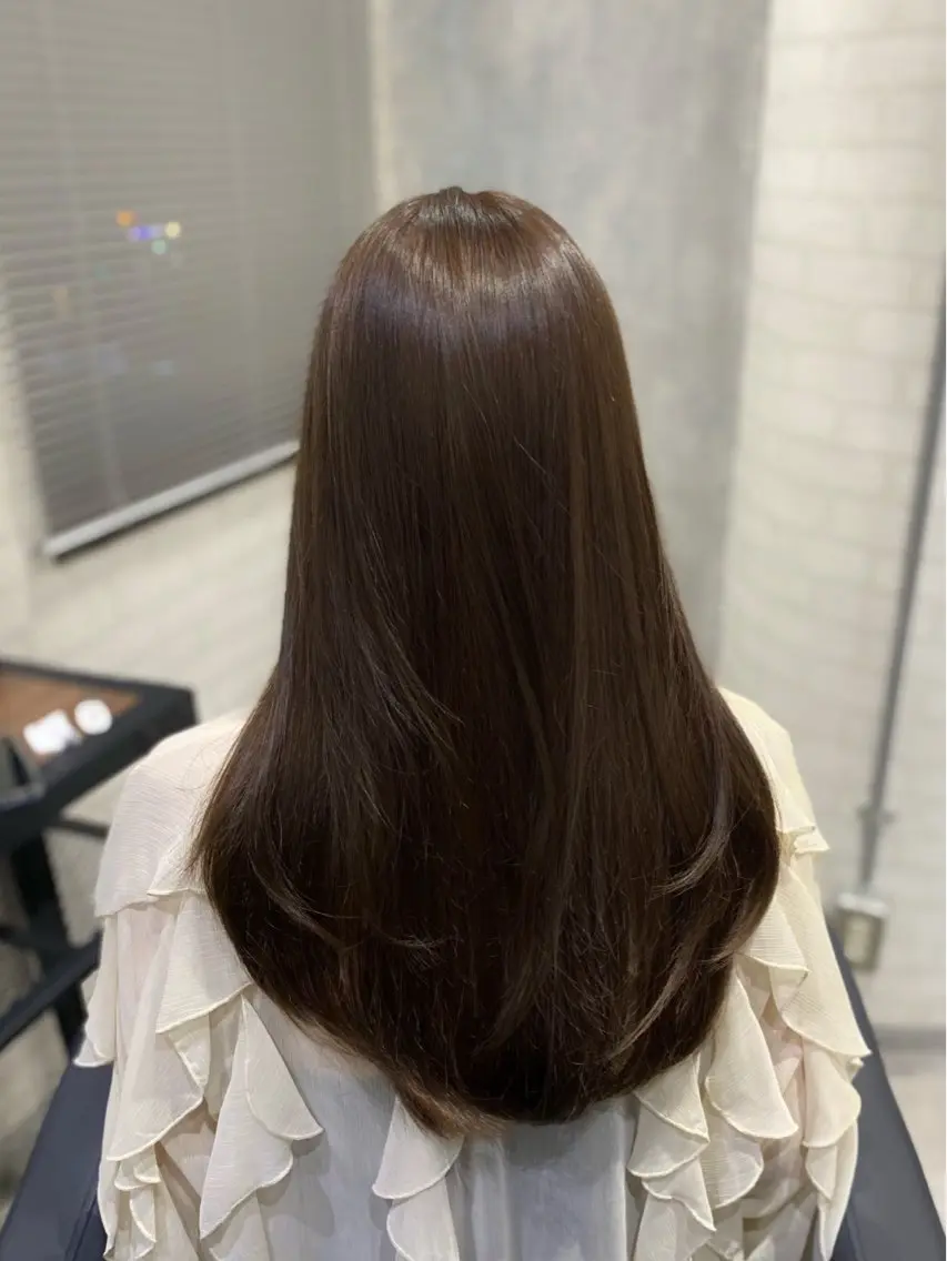 ロング カラー アッシュ アッシュブラウン ブラウンカラー 透明感カラー shiori/透明感 /顔周り/髪質改善のヘアスタイル