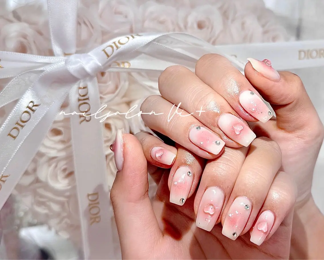 ネイル ハンドネイル ✨Nailsalon Vi+✨のネイルデザイン