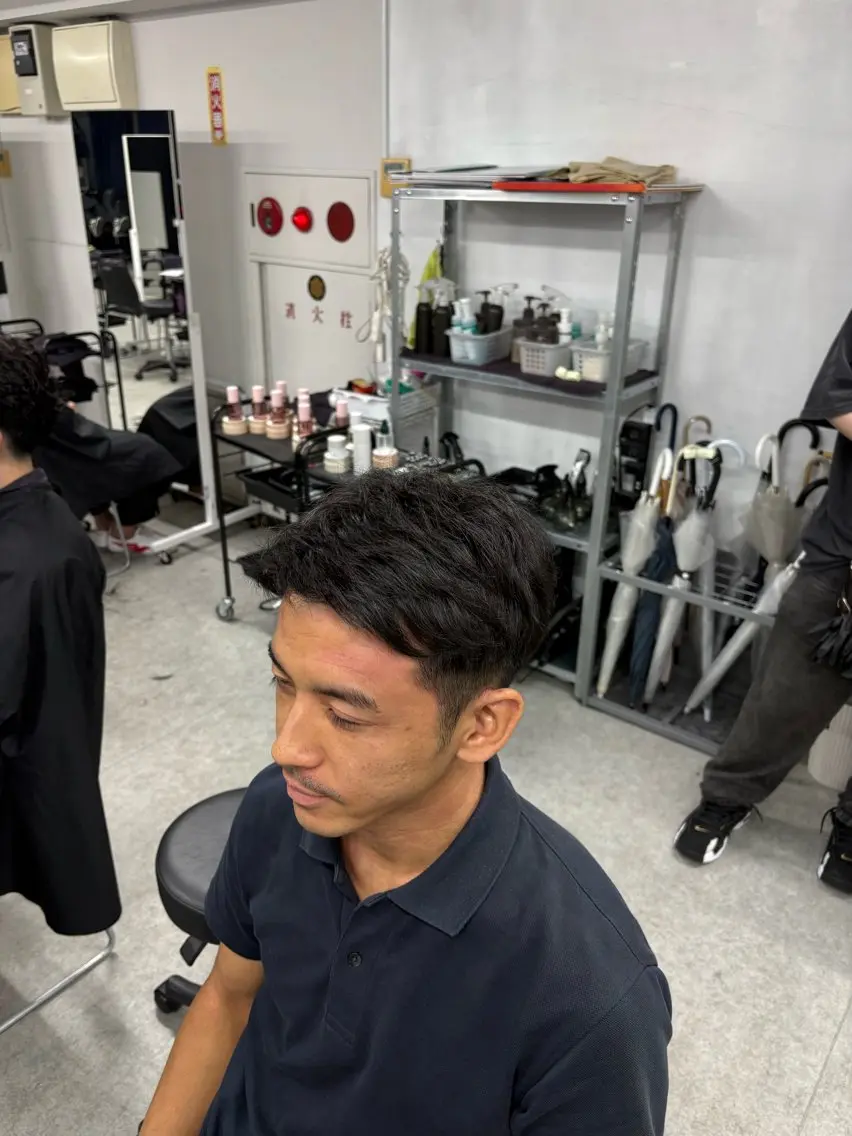 ショート カラー パーマ ヘアアレンジ メンズ キッズ アップバング センターパート メンズハイライト マッシュ メンズパーマ 🔥メンズ特化🔥/ 福田朝輝のヘアスタイル